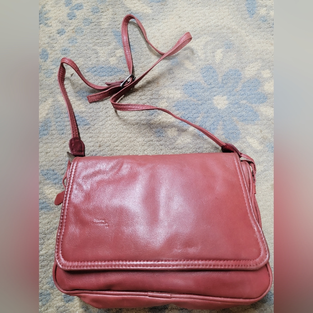 Red Messenger Should Purse